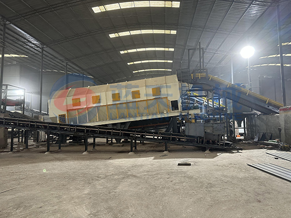 天津南開建筑垃圾處理現(xiàn)場